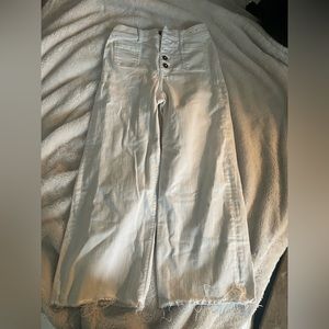 Express white high rise straight leg jeans great condition